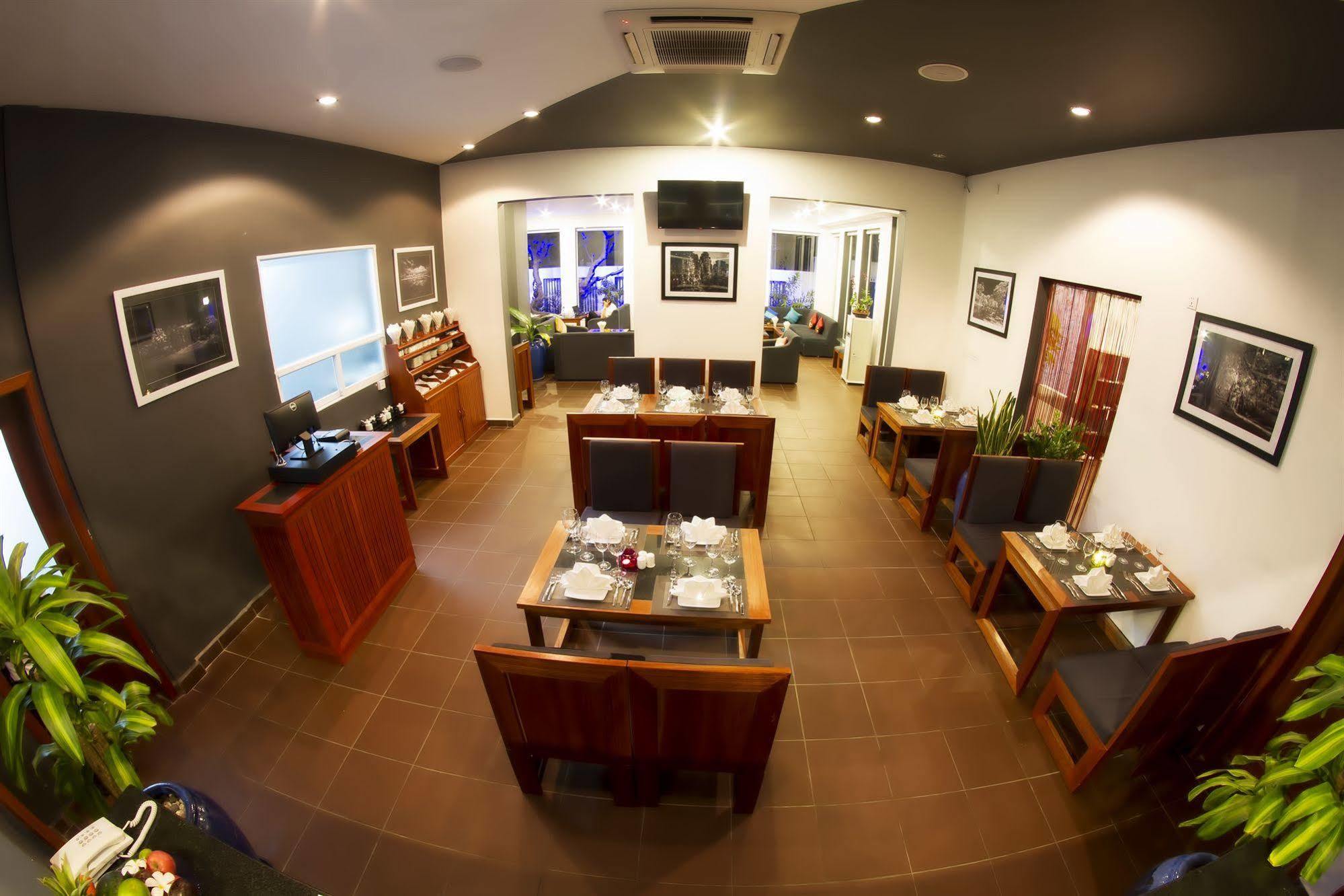 The Blue Corner Boutique Hotel Phnom Penh Exterior foto
